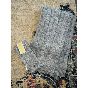 Michael Kors - Cable-Knit Headband and Scarf Set